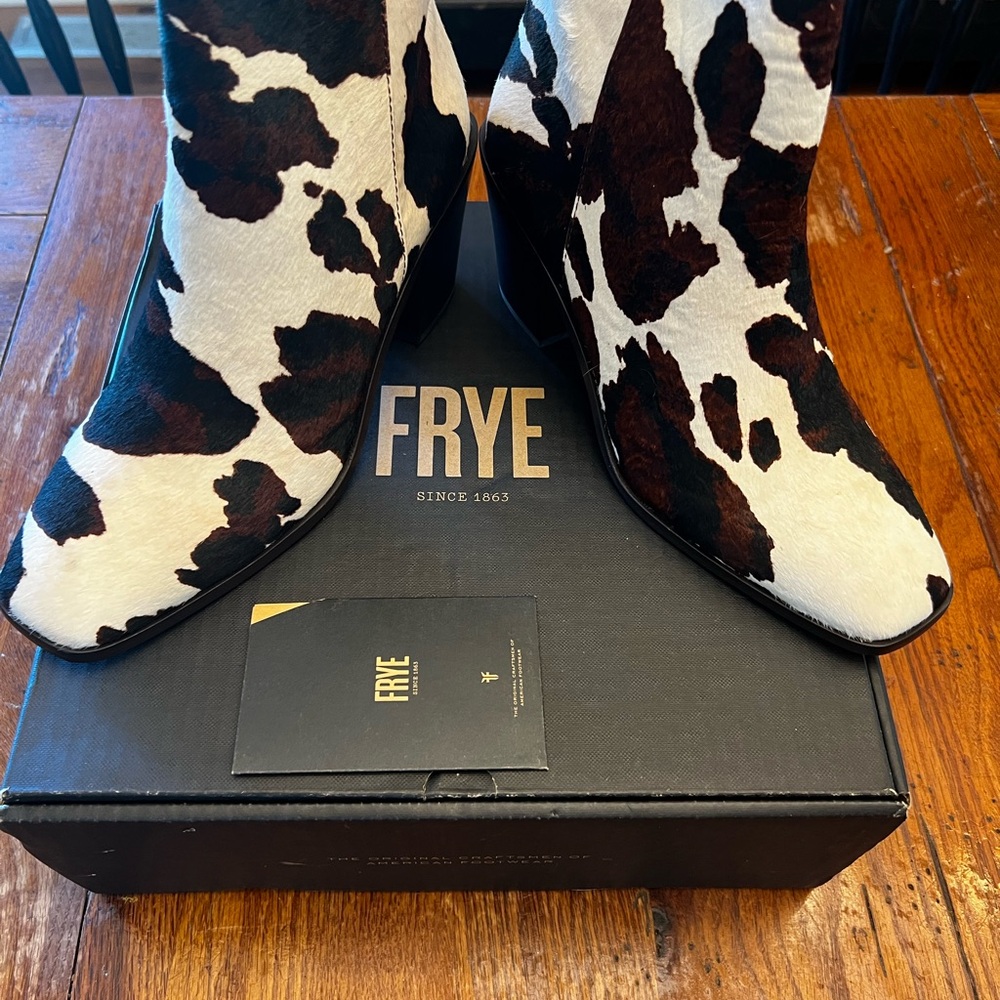 Frye Georgia Bootie Cowhide Pattern - Picture 2 of 5